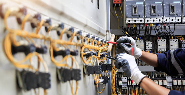 Professional Electrician technician working in Fayetteville, PA